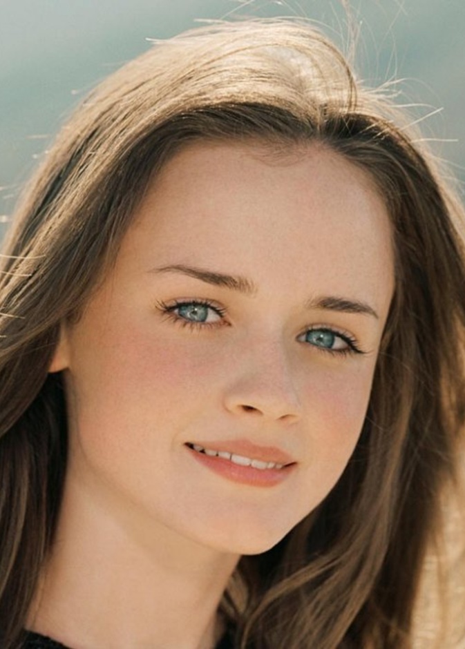  ما هو السن المناسب لعناية البنات بجمالهن