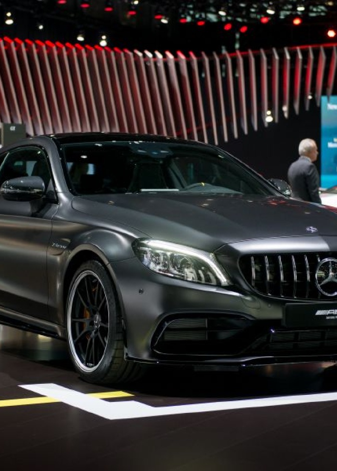 مواصفات مرسيدس  C63 AMG 2019