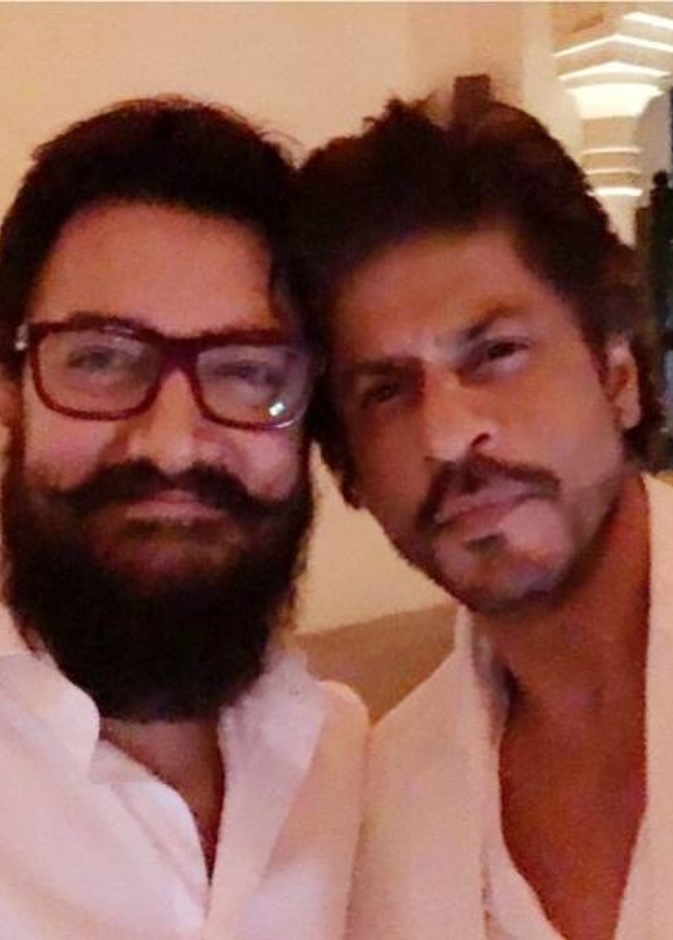 شاروخان يشكر عامر خان