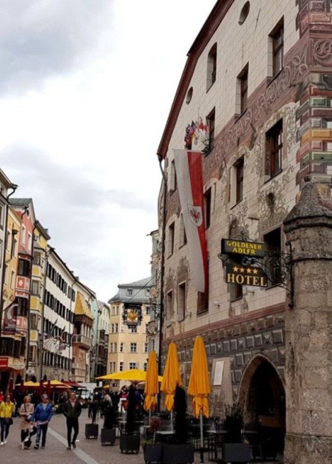 البلدة القديمة Old Town 