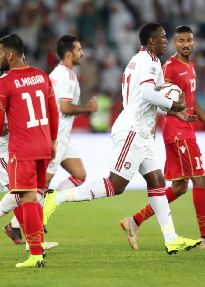 من الإمارات والبحرين