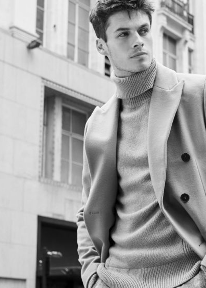 استوح أناقتك الراقية بالتوب الصوفي مع البليزر بالقصّة الأنيقة