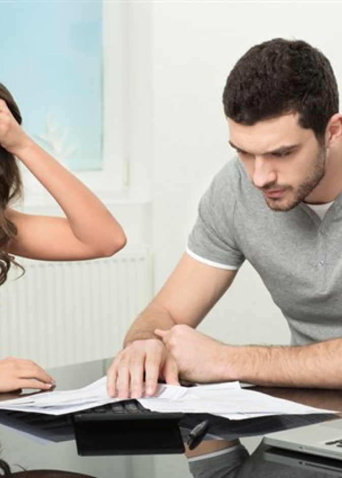 كيف تتعامل المرأة مع حب زوجها الزائد للعمل 