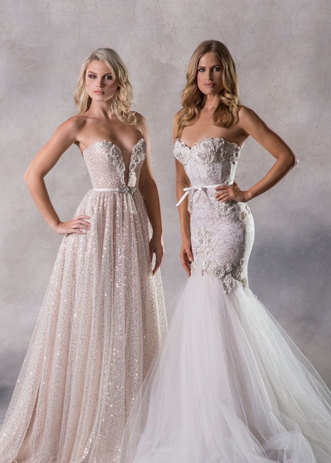 فساتين مع فيونكات