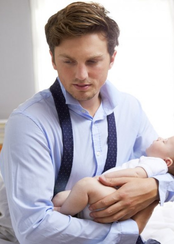 تأثير اكتئاب الزوج بعد الولادة على الأطفال