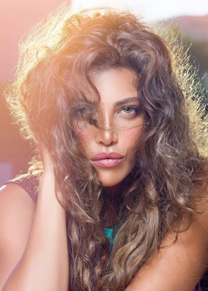 من الأجمل بينهما ..ياسمين عبد العزيز ام ريهام حجاج؟