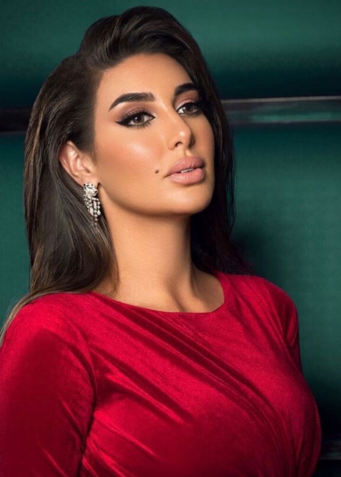أجدد إطلالات ياسمين خلال العام الأخير