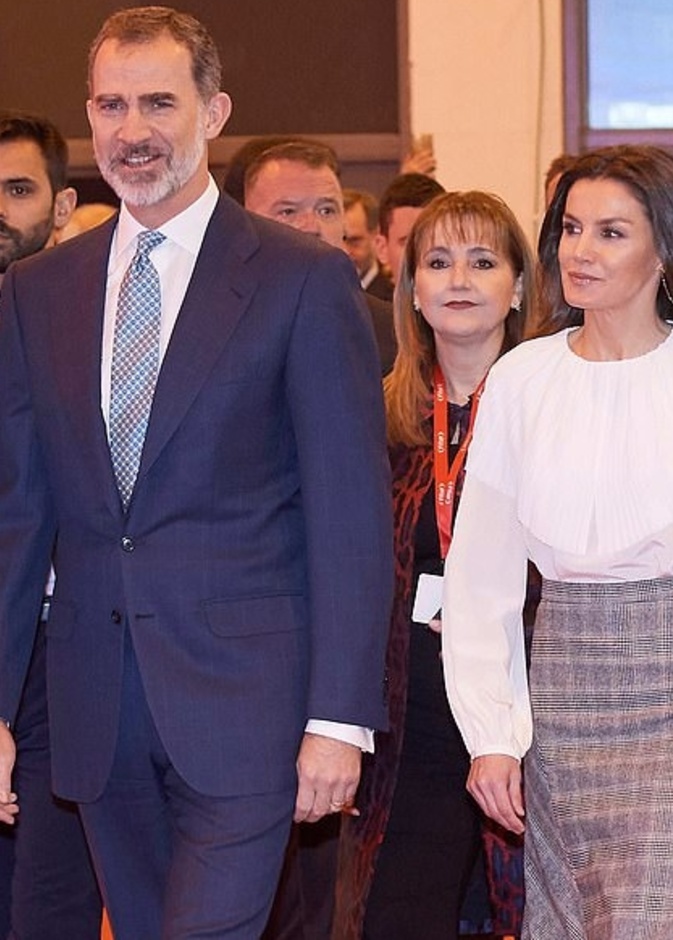 ملك إسبانيا في مهمة رسمية جديدة حيث قاما بزيارة المعرض الدولي للسياحية في مدريد
