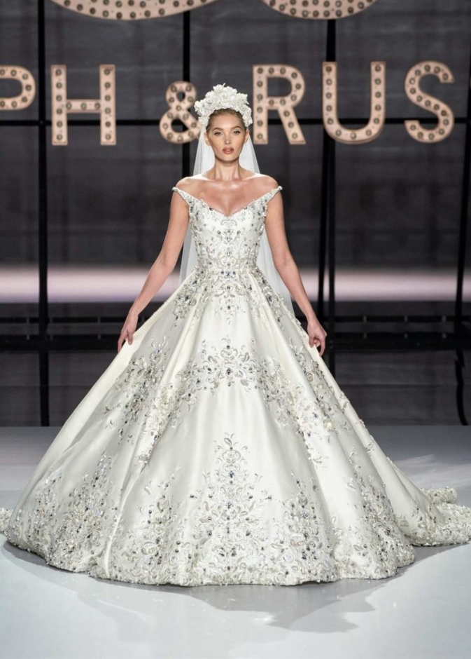 Ralph & Russo Show Haute Couture Spring Summer 2019