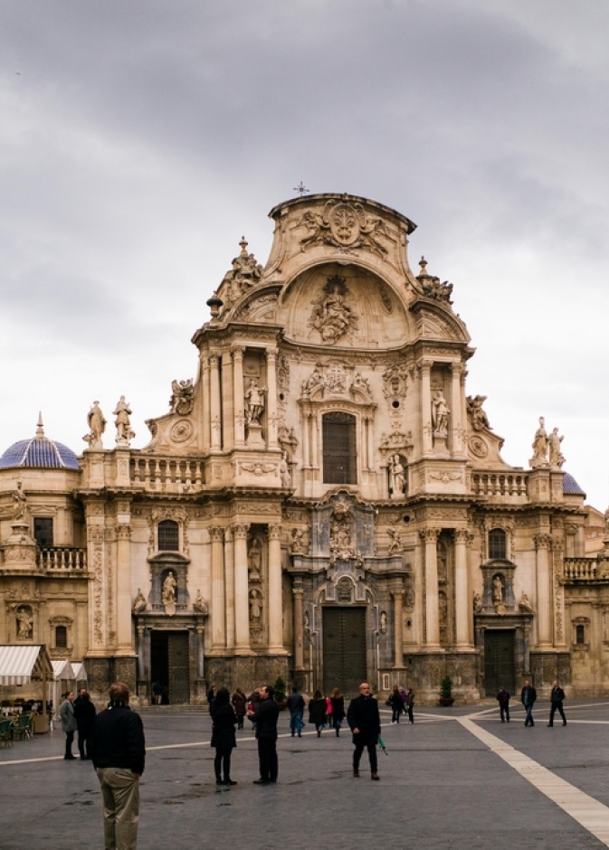 أشهر المعالم المعمارية في مدينة مرسيا وواحدة من الكنوز المعمارية التاريخية التي تمثل الحقبة الباروكية