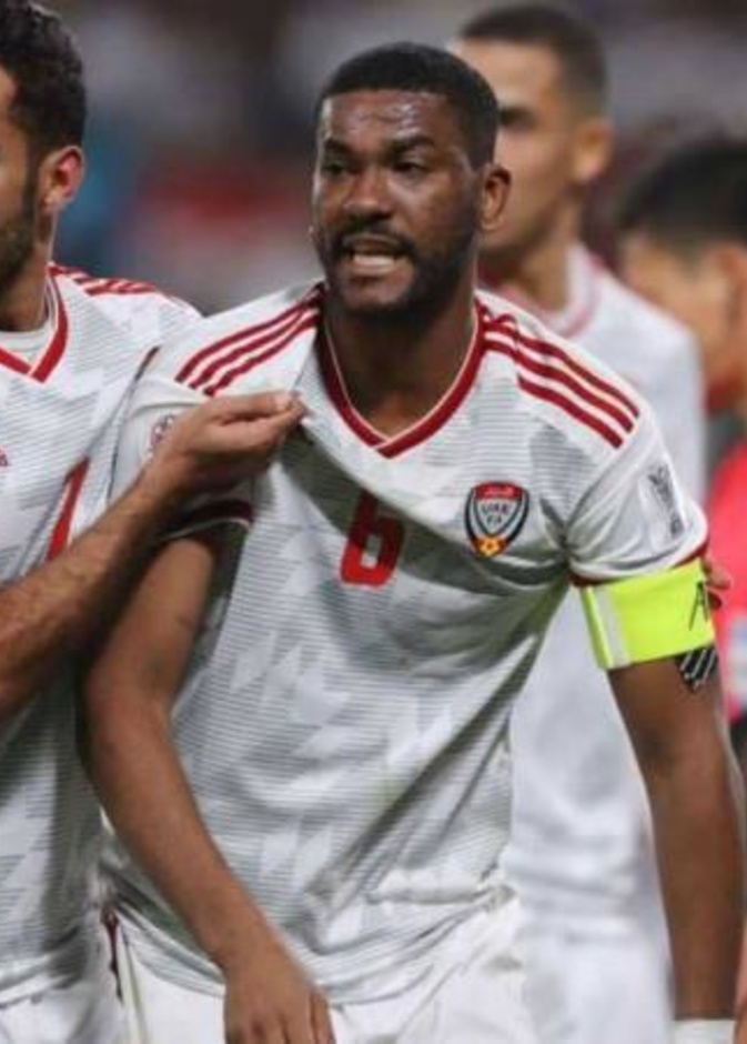 فارس جمعة في مباراة الإمارات ضد أستراليا