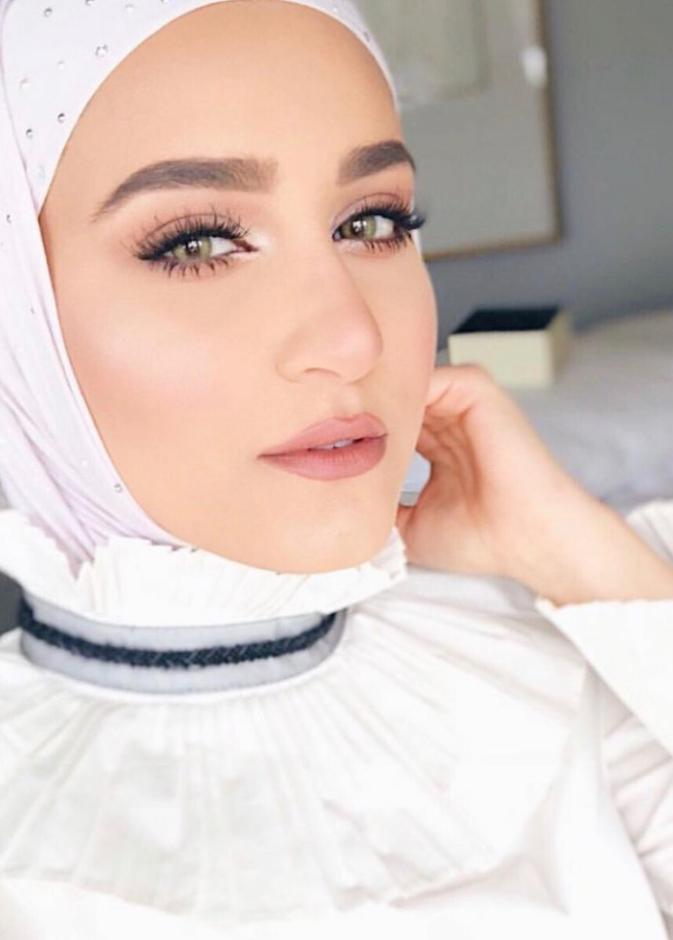 ألوان ظلال العيون الترابية
