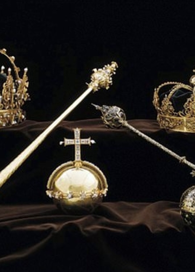 العثور على مجموعة حلي ملكية مسروقة في حاوية قمامة