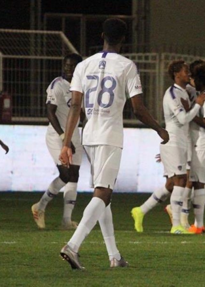 الهلال يتجاوز الباطن بصعوبة في الدوري السعودي