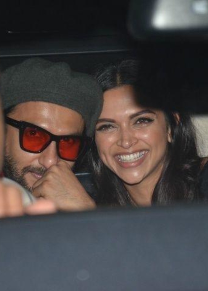  ديبيكا بادوكون تشارك في عرض الفيلم