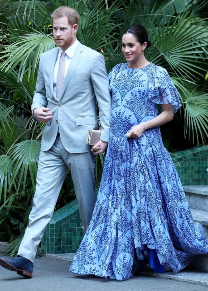 صورة جميلة تجمع ميغان ماركل والأمير هاري في ختام زيارتهما إلى المغرب