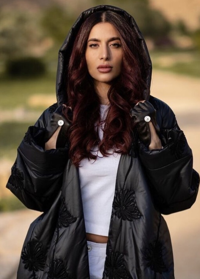 عبايات "هودي" موضة 2019