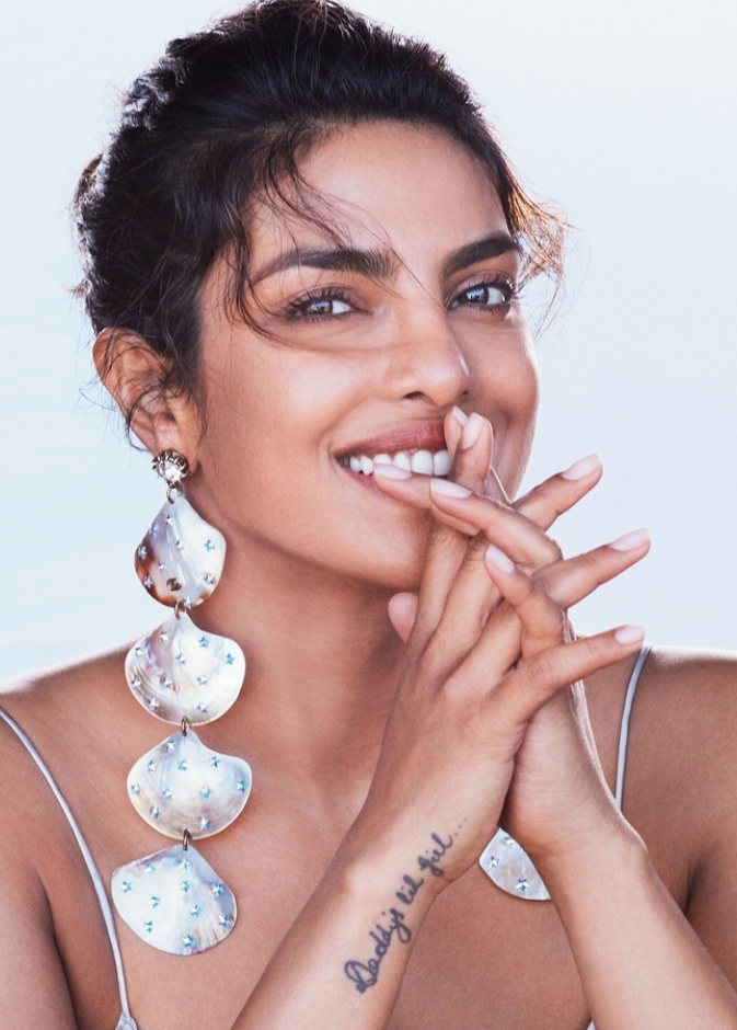 Priyanka Chopra بريانكا تشوبرا تفتقد الرقص والغناء في بوليوود