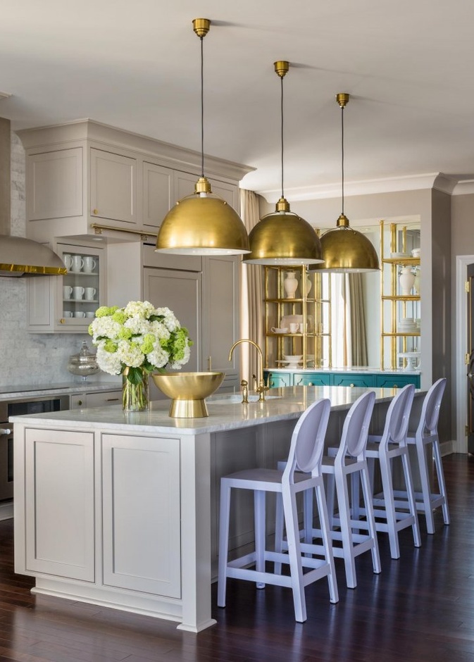 أناقة اللون البيج مع الخشب في ديكورات المطابخ