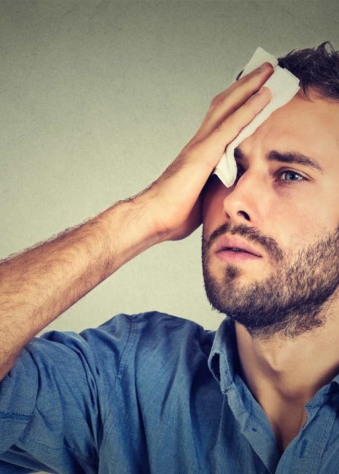 تعرق الرجل اثناء النوم وكيفية علاجه