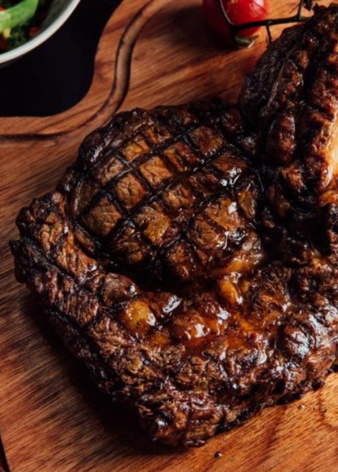 رجل برج الحوت بحاجة إلى تناول الأطعمة الغنية بالحديد والبروتين والمفيدة للدم