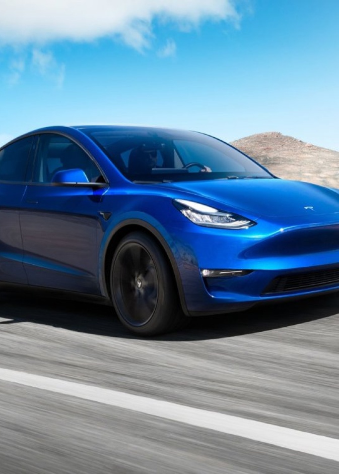 تيسلا تكشف رسمياً عن بيانات سيارتها الجديدة موديل Y
