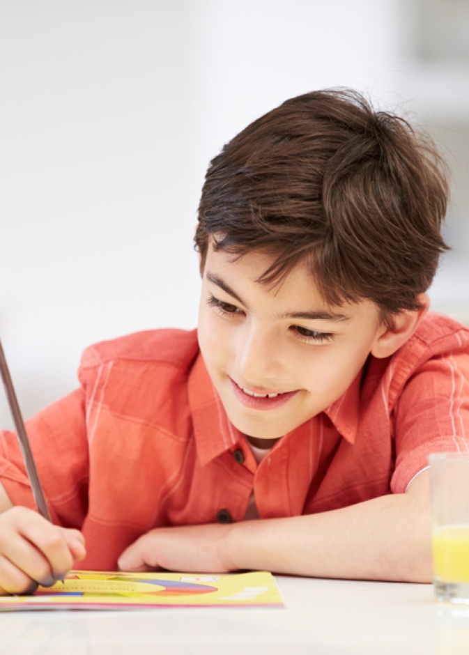 كيف تجعل الطفل يذاكر بدون ملل