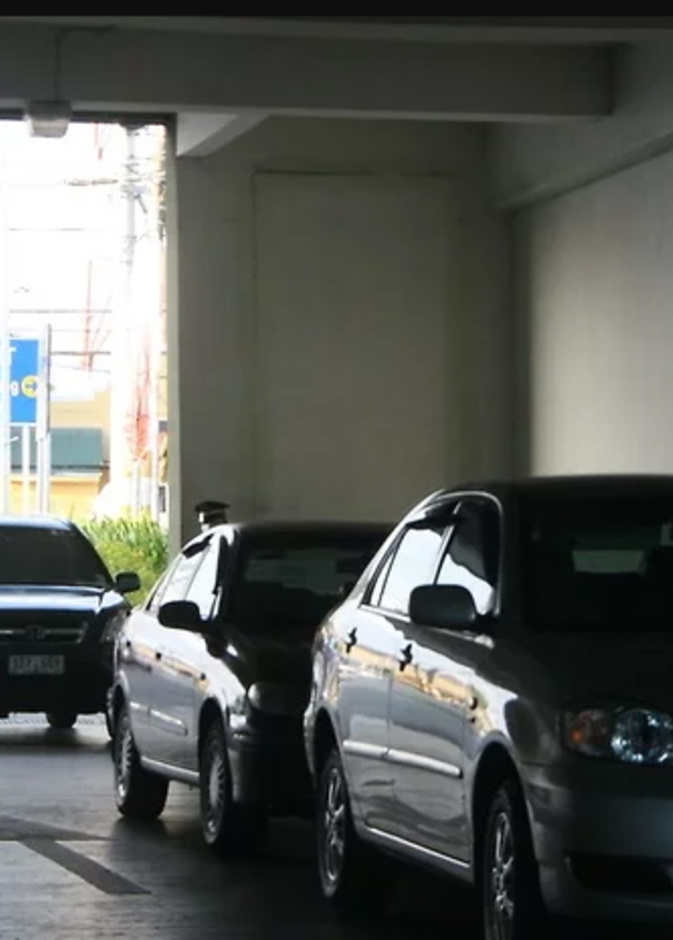 احرصي على ركن سيارتك في منطقة مضاءة جيدا