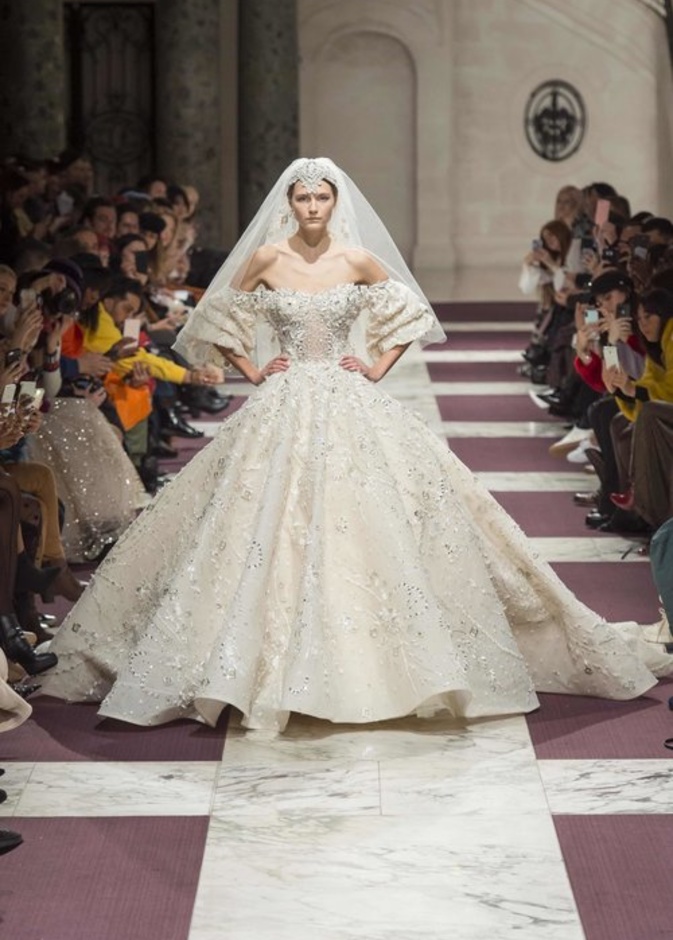 موديلات فساتين زفاف تناسب عروس ربيع 2019