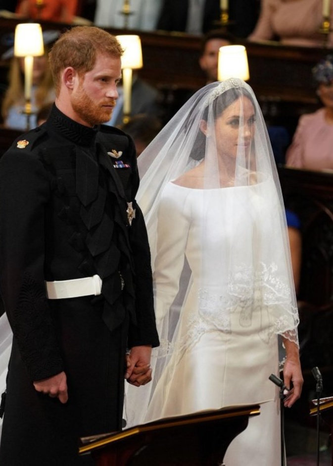  إلتون جون عزف في حفل زفاف الأمير هاري وميغان ماركل