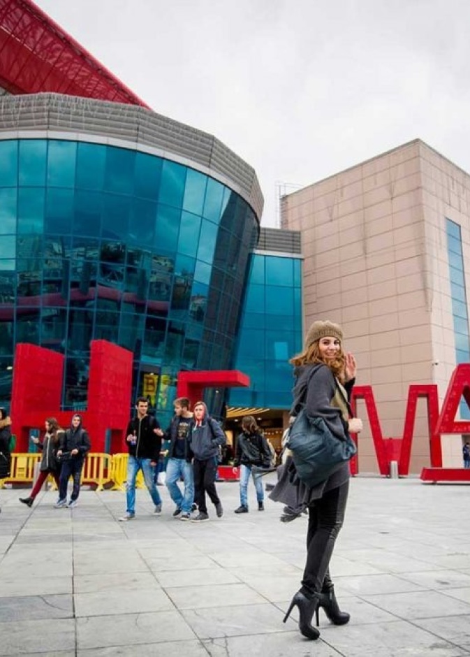 منفذ بيع مكارثرغلن أثينا للسلع المصممة McArthurGlen Designer Outlet Athens