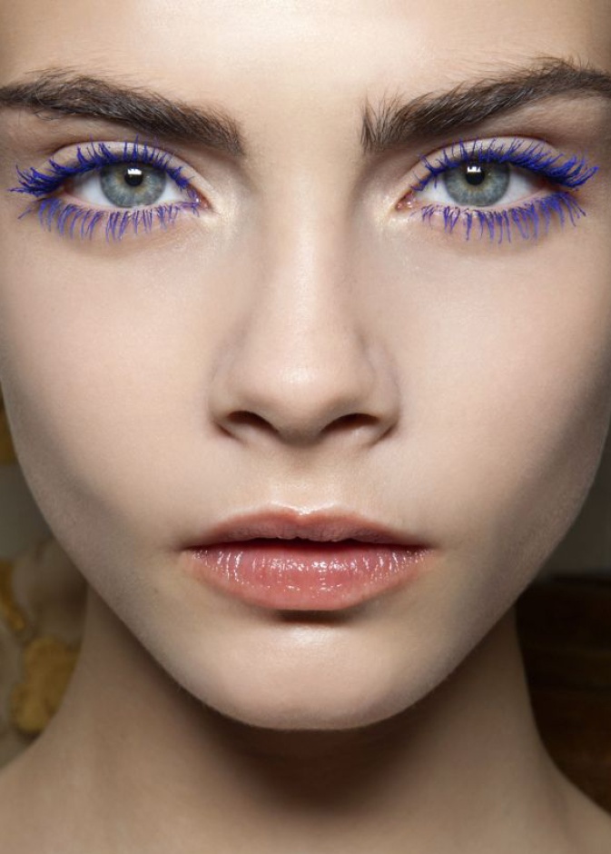 ادمجي ألوان الماسكرا مع بعضها البعض