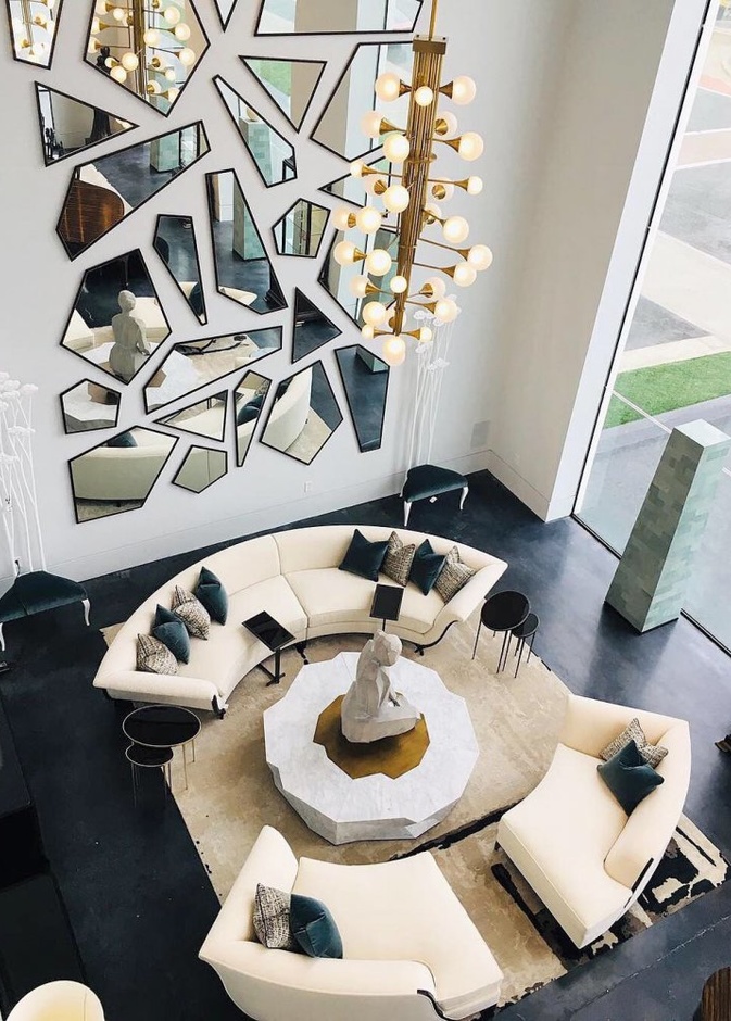 أثاث مودرن من B&B لغرفة معيشة عصرية