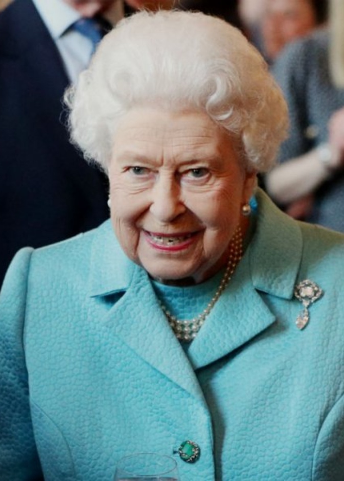 ملكة بريطانيا تستضيف حفل استقبال في قلعة وندسور للمتطوعين