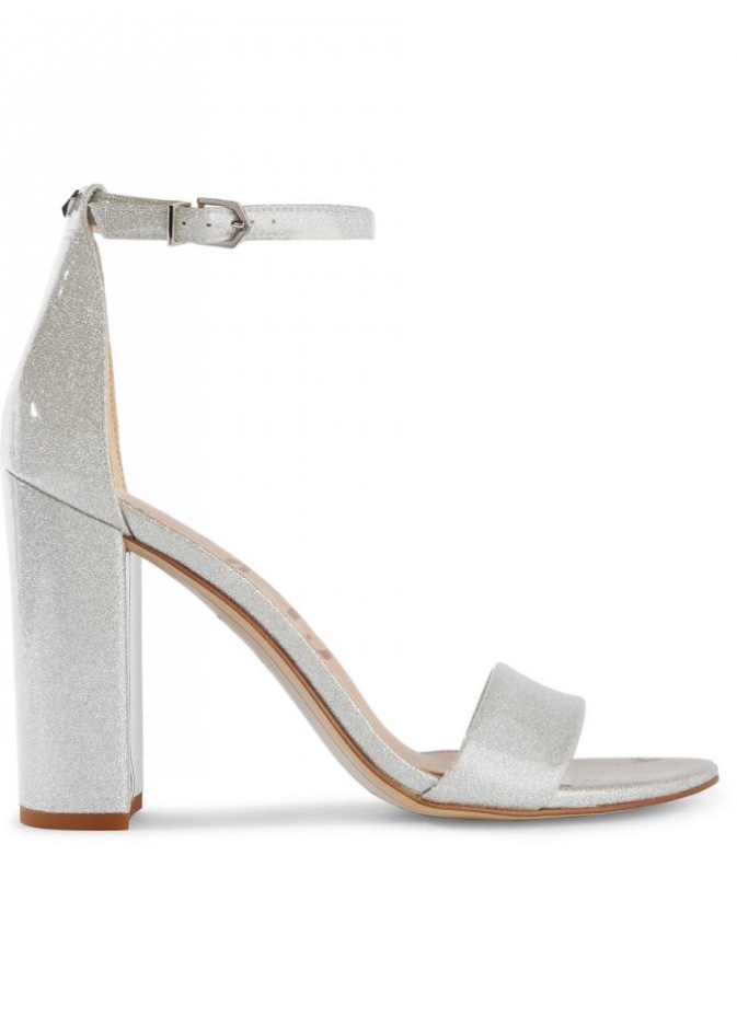 حذاء أبيض كعب عريض من Chloé 