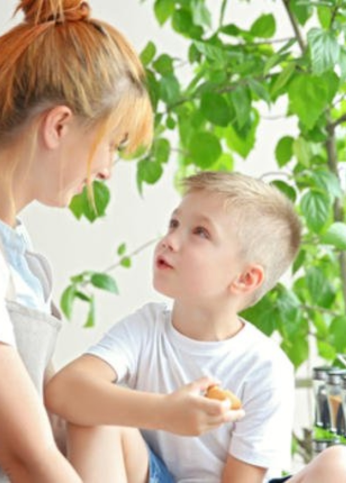 ما هي طرق التعامل مع الطفل الكاذب وكيفية عقابه؟ 