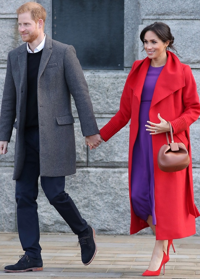  تلقى الأمير هاري العديد من الهدايا الجديدة لطفله القادم