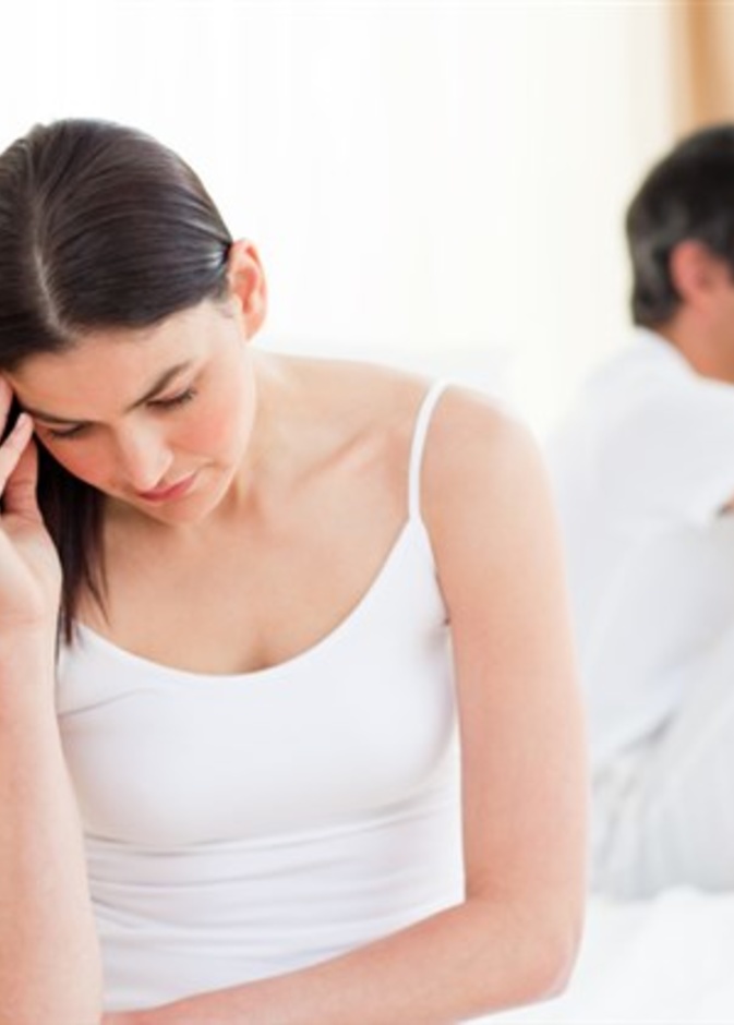 كيف يحدث الإنفصال النفسي بين الزوجبن وما مدى تأثيره على حياتهما 