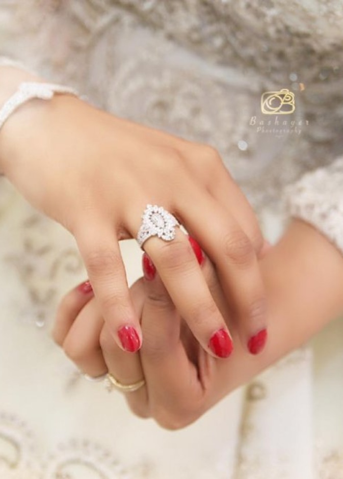 من لقطات العروس من المصوره السعودية بشاير غازي