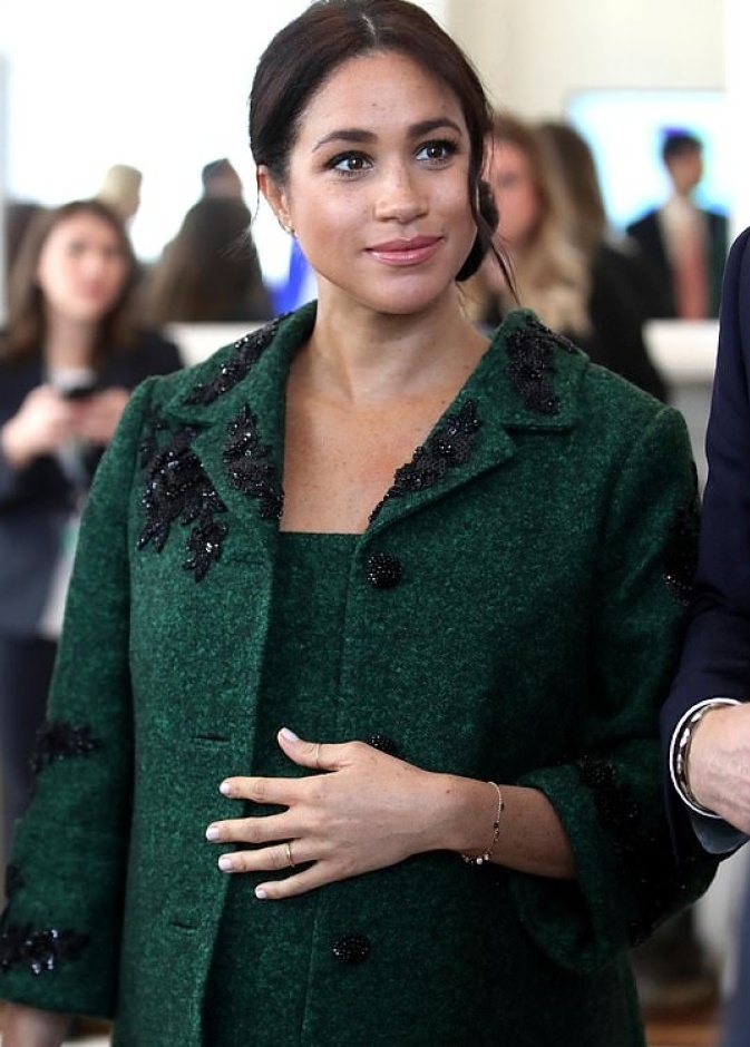 هل كشف دانيال مارتن عن موعد ولادة ميغان ماركل؟