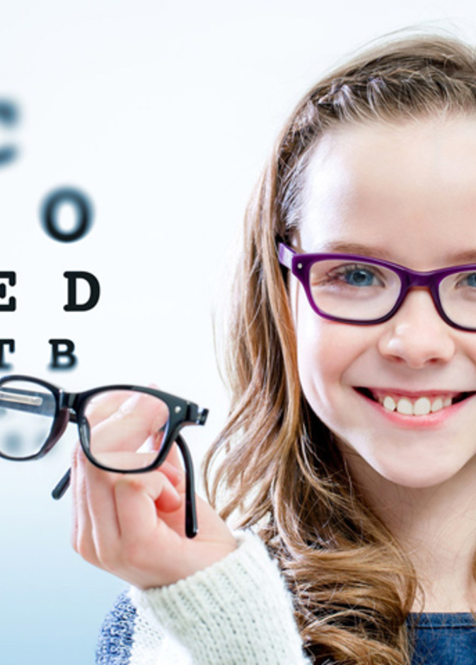 علامات الإنذار المبكر لضعف البصر لدى الأطفال 