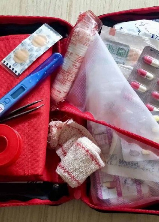  اجعلي حقيبة الطوارئ من ضمن اولويات تحضيراتك لشهر العسل