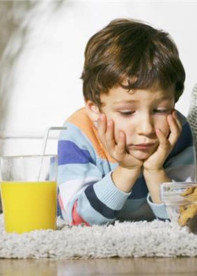 مخاطر إجبار الطفل على الصيام في رمضان 