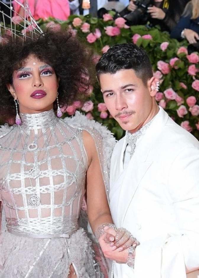 Priyanka Chopra بريانكا تشوبرا ترغب في أن تحكي لأطفالها عن قصة لقائها بوالدهم نيك جوناس