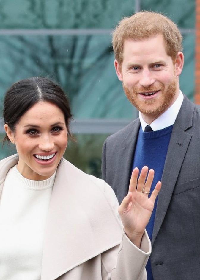 الأمير هاري أعلن أنه سيكشف عن اسم الطفل الملكي قريبا وسيظهر مع زوجته ميغان ماركل