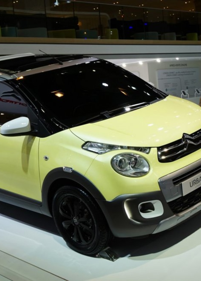 "سيتروين" تطرح نسخ خاصة من سيارتها "C1"