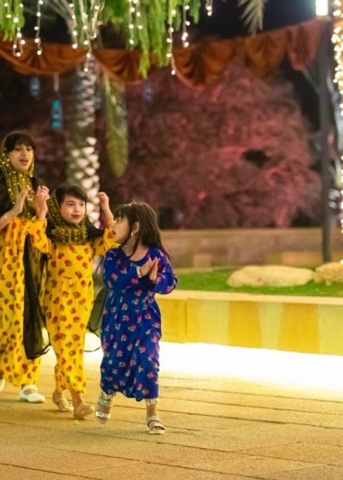  أجواء عائلية ممتعة في ليالي الدرعية