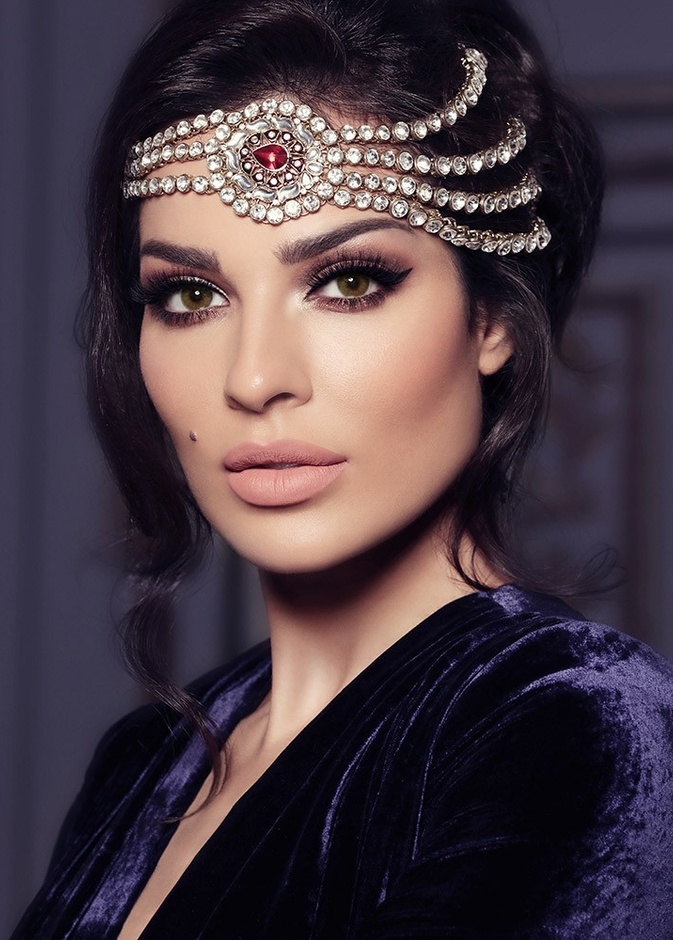 الوان احمر شفاه طبيعية مستوحاه من نجوى كرم