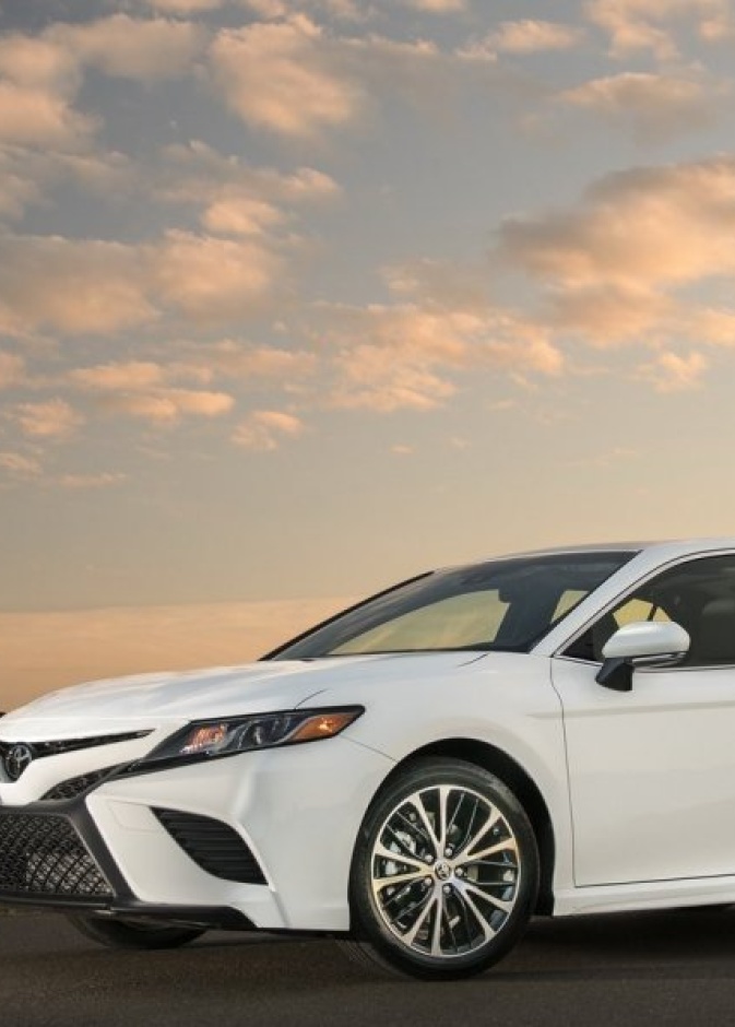 مميزات وعيوب سيارة تويوتا كامري 2019