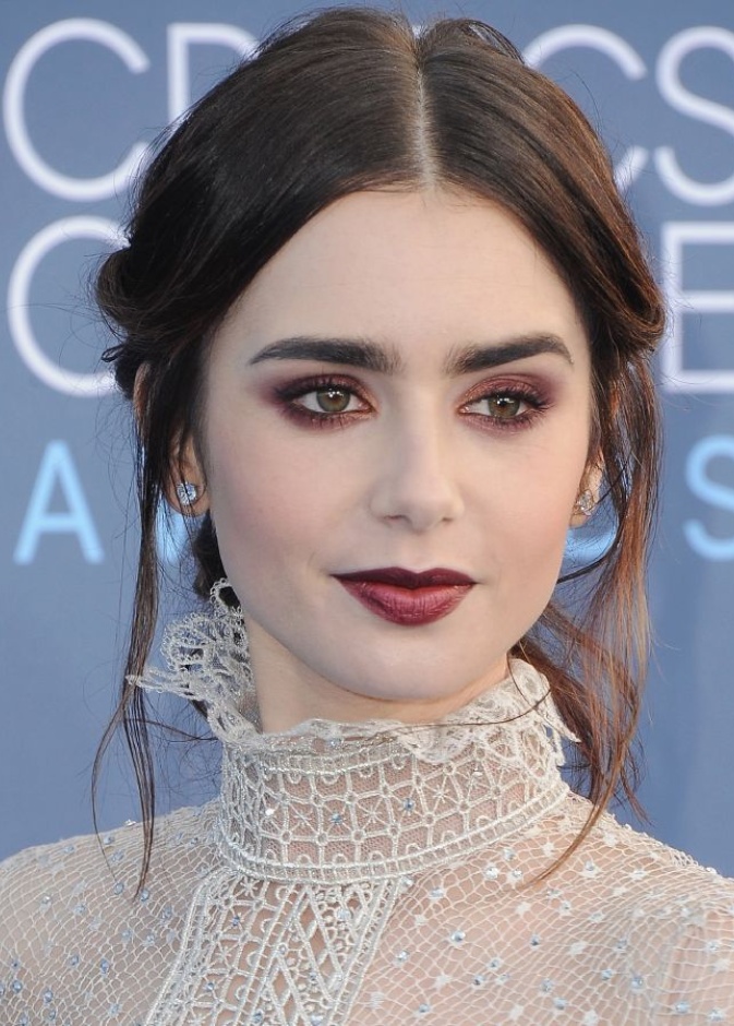 ليلي كولينز Lilly Collins